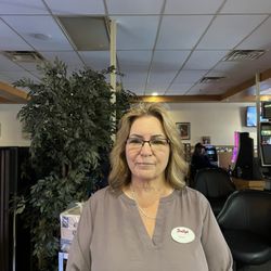 Dotty's Casino - Excellent service from her!!