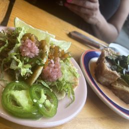 DUCK MOLE TACO