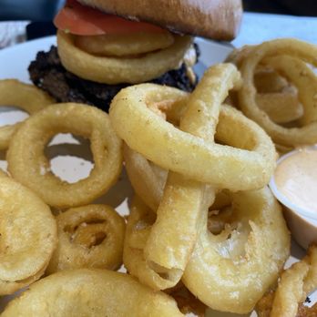 Hole 19 Craft Kitchen - Sports Bars Near Me - Greensboro, North Carolina Hole 19 Craft Kitchen - Sports Bars Near Me - Greensboro, North Carolina