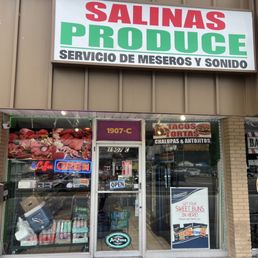 Exterior photo of Salinas Produce - Clearwater, Florida Exterior photo of Salinas Produce - Clearwater, Florida