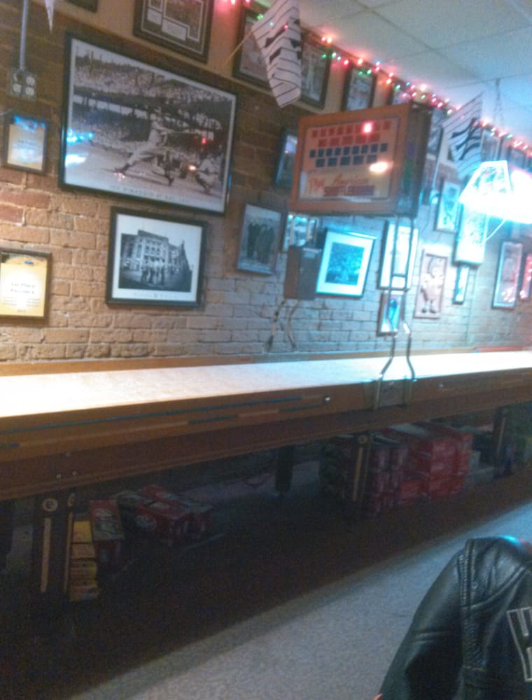 PICCOLO’S BAR Updated September 2024 13328 Millard Ave, Omaha