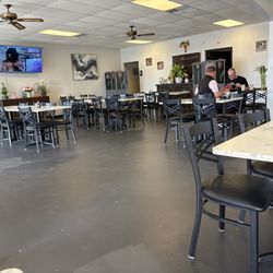 Thai Tulip - Big dining room