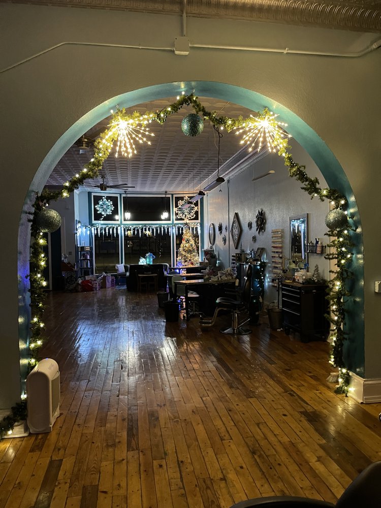 CHERIE’S SHEARS Updated September 2024 37 Photos 101 Lincoln St, Delta, Ohio Hair Salons