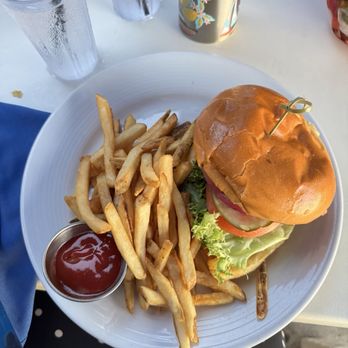 The Cliff Restaurant - American Near Me - Laguna Beach, California
