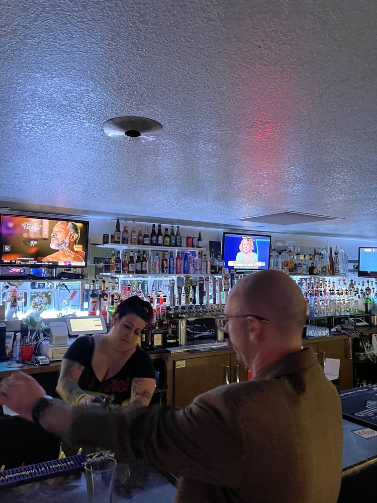 BOGART’S SPORTS BAR Updated October 2024 72 Photos & 163 Reviews