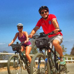 LA Fly Rides - Almost up to the Hollywood Sign!