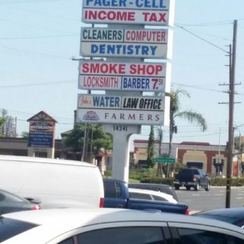 Pager Cell - Parking Lot - Mobile Phone Repair Near Me - Westminster, California Pager Cell - Parking Lot - Mobile Phone Repair Near Me - Westminster, California
