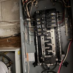 Wadi Electric - Breaker box