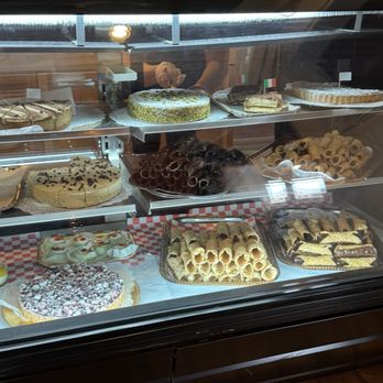 Enzo Benzo - Donuts Near Me - Eliot, Maine