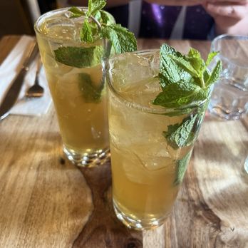 Lola Rosa - Vegan Near Me - Montreal, Quebec Lola Rosa - Vegan Near Me - Montreal, Quebec