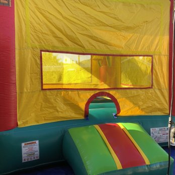 Universal Party Rentals - This is the small jumper I rented. - Party Equipment Rentals Near Me Universal Party Rentals - This is the small jumper I rented. - Party Equipment Rentals Near Me