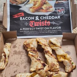 Round Table Pizza - It's supposed to be new twist stick with the old ones