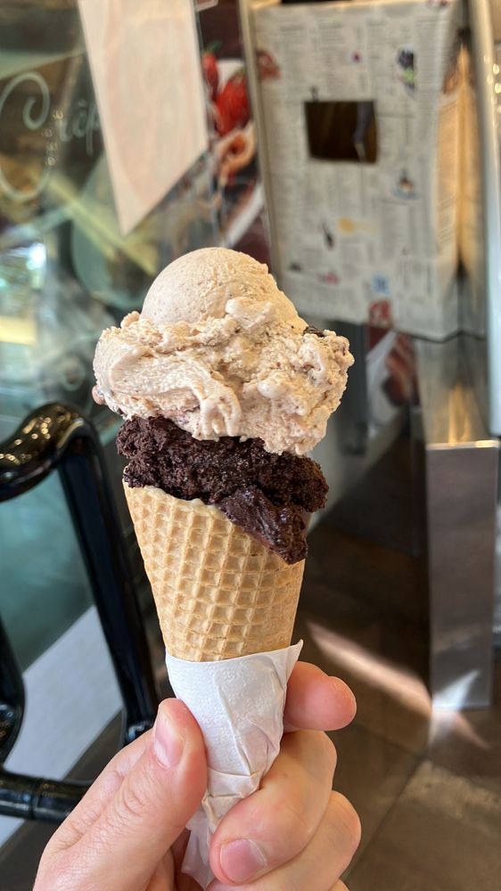 EISCAFE BREDA Updated September 2024 105 Photos & 137 Reviews