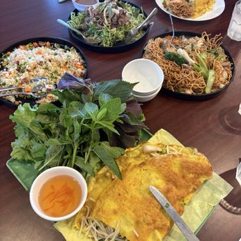 Rainier Restaurant - Vietnamese Near Me - Seattle, Washington Rainier Restaurant - Vietnamese Near Me - Seattle, Washington