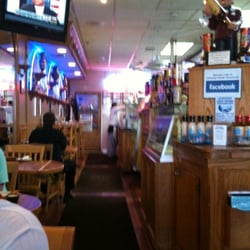 Athenian Greek Taverna - In a small plaza storefront