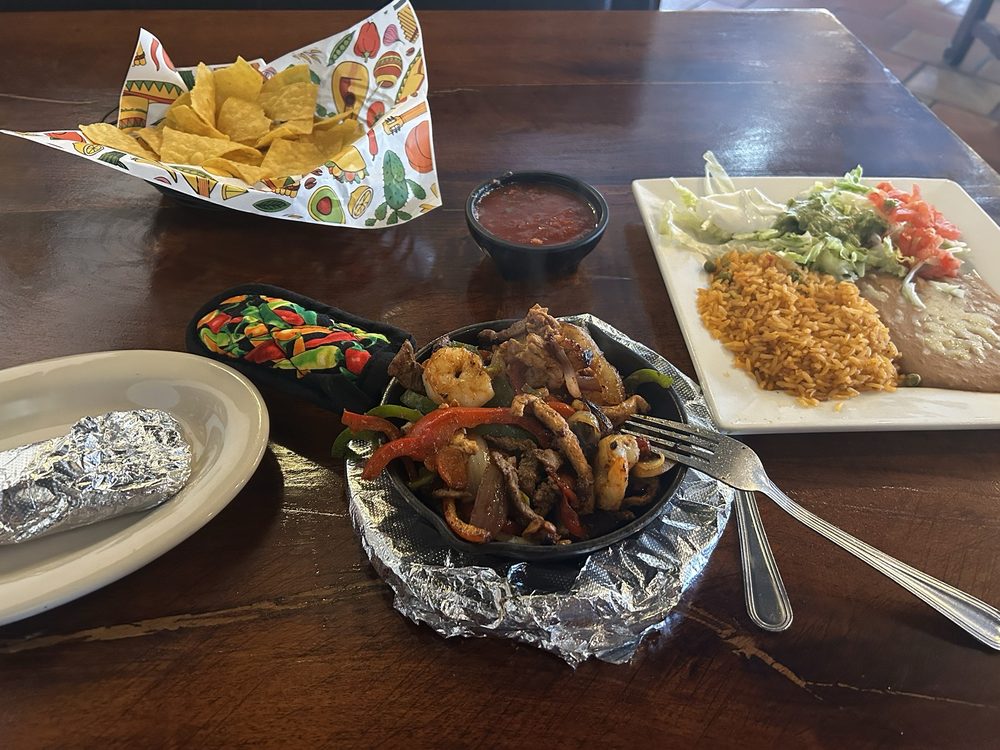 Las Cazuelas Mexican Restaurant