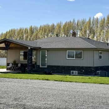 Strickland Exteriors - Seamless Steel siding (no ugly seams), soffits/fascia, stone. - Siding Near Me - Moses Lake, Washington Strickland Exteriors - Seamless Steel siding (no ugly seams), soffits/fascia, stone. - Siding Near Me - Moses Lake, Washington