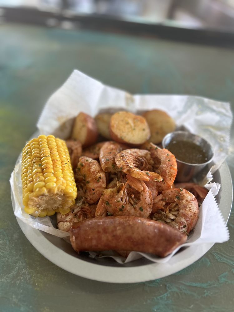 Old Blackwater Restaurant - Little River Marina & RV Park Logo