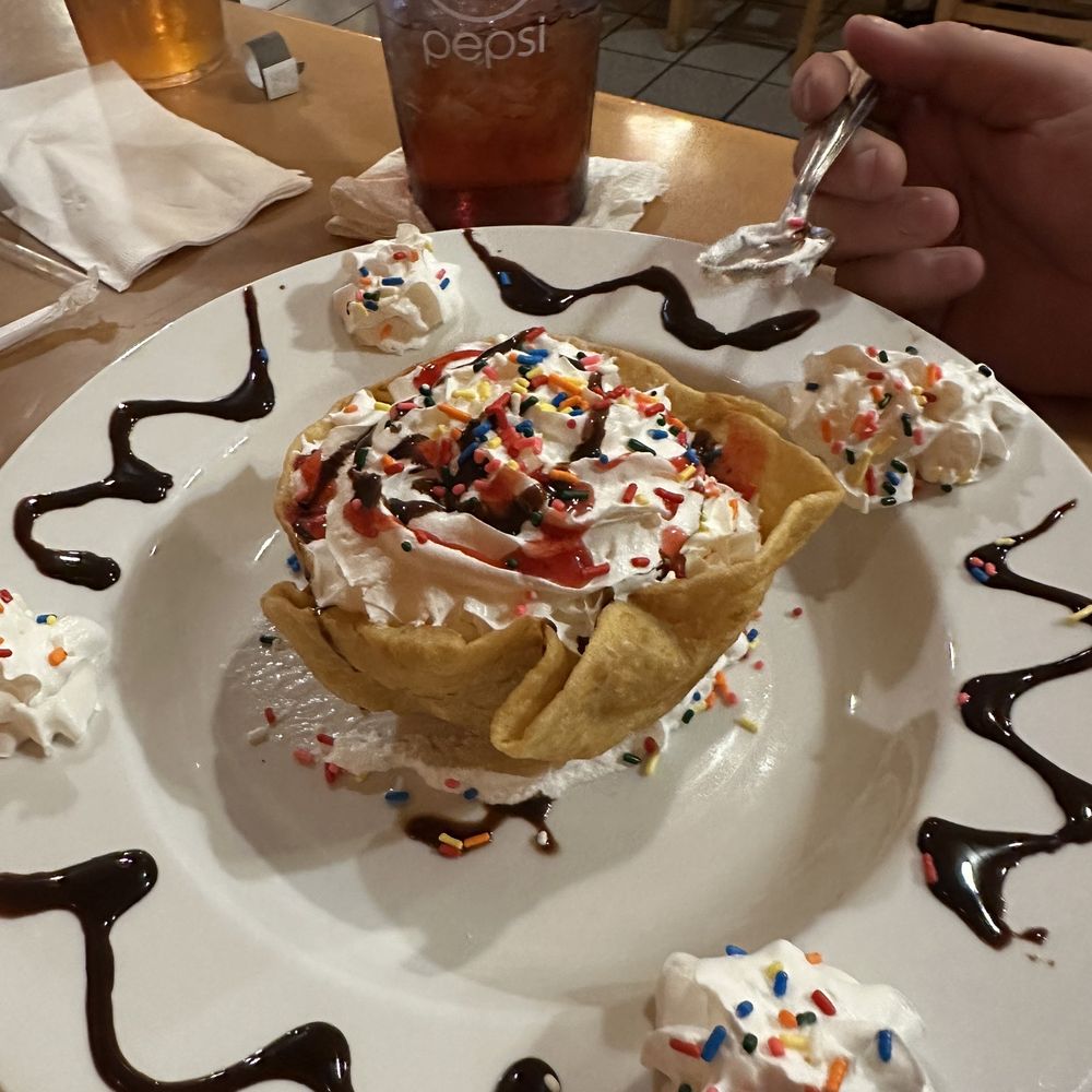 La Villa - Fried ice cream - Mexican Near Me - Mena, Arkansas