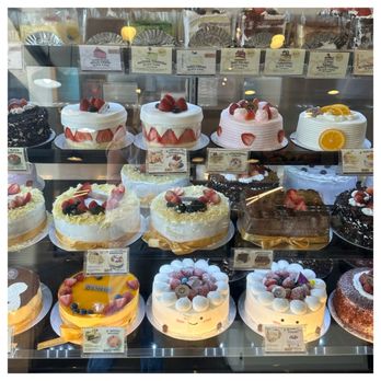 Sunmerry Bakery - Cakes - Bakeries Near Me - Irvine, California Sunmerry Bakery - Cakes - Bakeries Near Me - Irvine, California