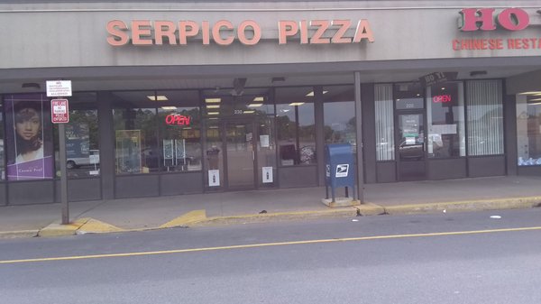 Serpico Pizza by null