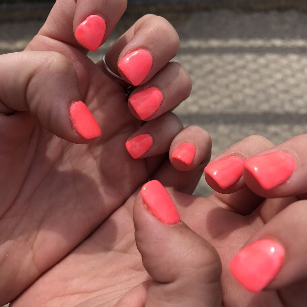 1 Nails &Spa Salon - Nail Salons Near Me - Waunakee, Wisconsin