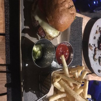 Plateia - Burger and fries - Mediterranean Near Me - Los Angeles, California Plateia - Burger and fries - Mediterranean Near Me - Los Angeles, California