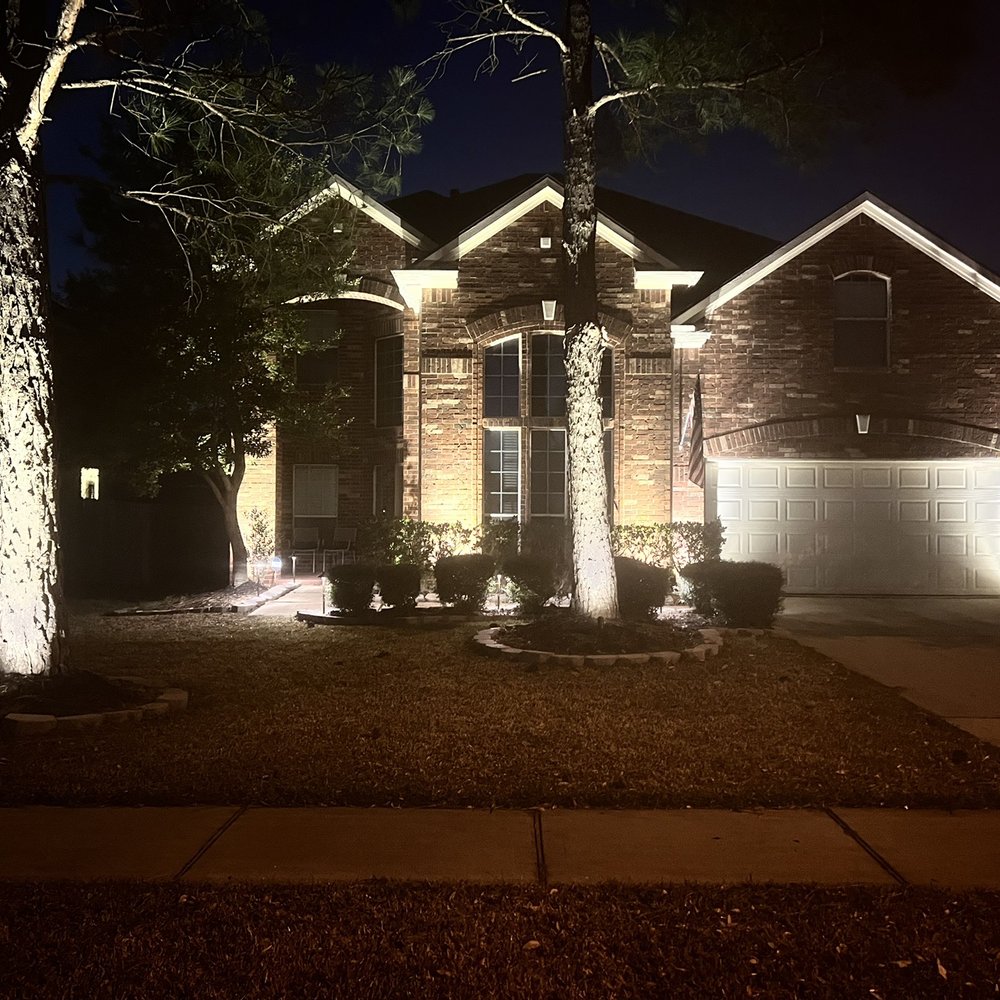 Landscape Lighting - 8 up lights and 5 path lights. All Kichler brand with brilliance LED bulbs. Landscape Lighting - 8 up lights and 5 path lights. All Kichler brand with brilliance LED bulbs.