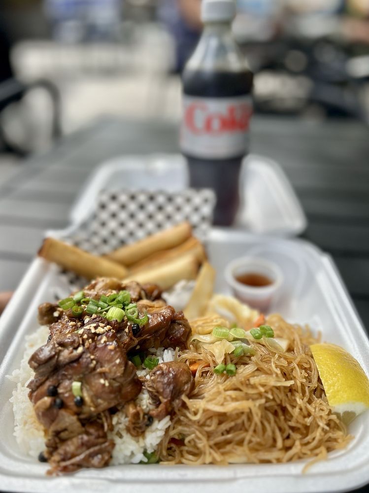 Food from Lasang Pinoy Filipino Eats