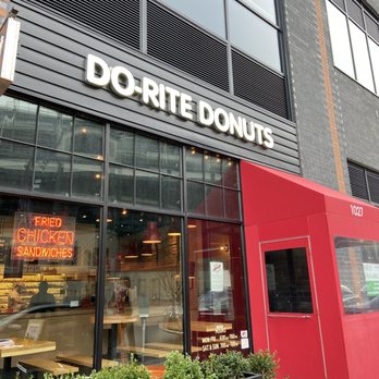 Do-Rite Donuts & Chicken - Store Front - Donuts Near Me - Chicago, Illinois