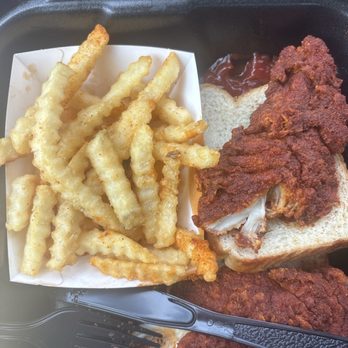 Dave's Hot Chicken - Fries, hot and extra hot tender - Chicken Shop Near Me - Sandy Springs, Georgia Dave's Hot Chicken - Fries, hot and extra hot tender - Chicken Shop Near Me - Sandy Springs, Georgia