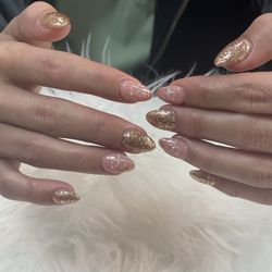 Ava Nails Waxing & Lashes - Pedicure