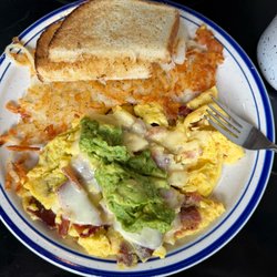 The Golden Diner - BAMJO (bacon, avocado, Monterey Jack omelette), but as a scramble rather than an omelette