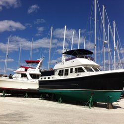 Apponaug Harbor Marina - Apponaugh Harbor Marina
