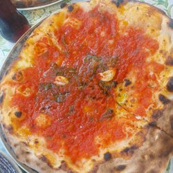 Pizzeria da Peppino - Marinara Pizza