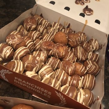 Mr. Puffs - White chocolate and The new reese's flavour a little bit too obsessed got 50 louks mmmmmmm - Desserts Near Me - Laval, Quebec