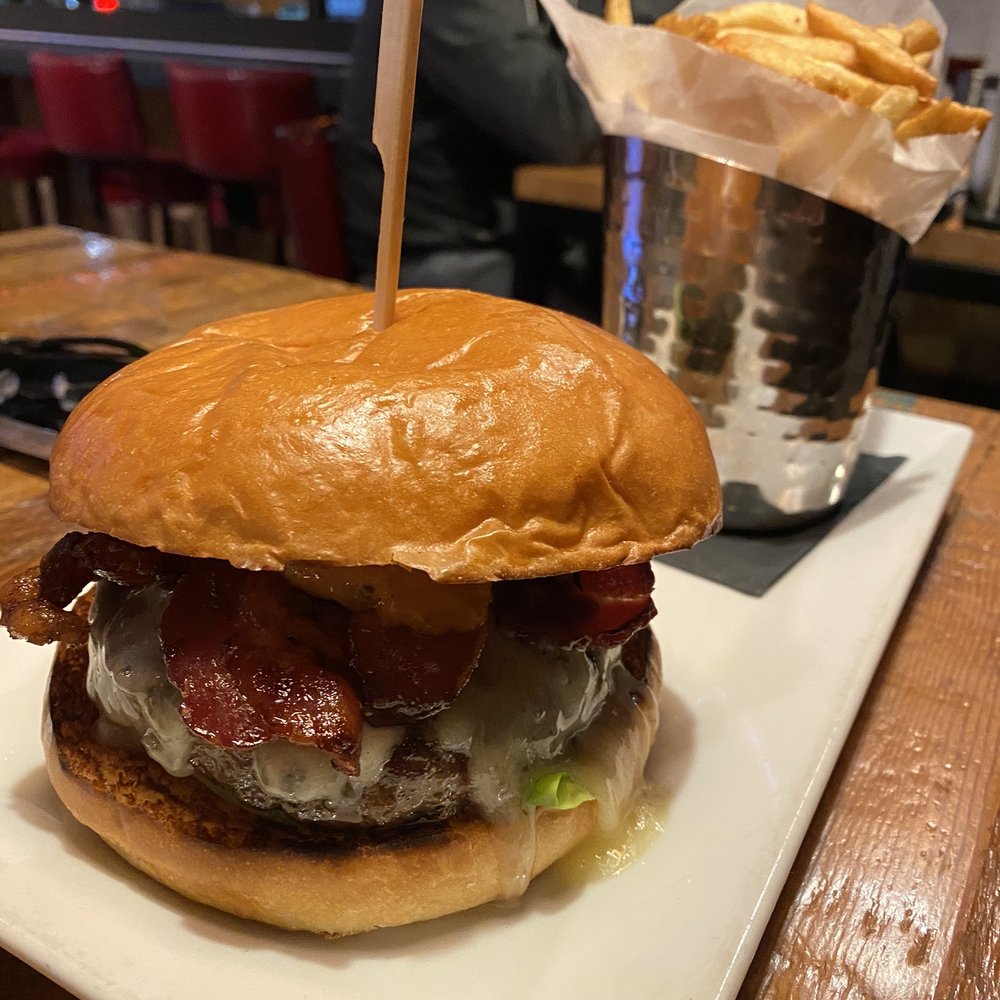Oscar's Brewing Company - OBC Burger - American Near Me - Temecula, California