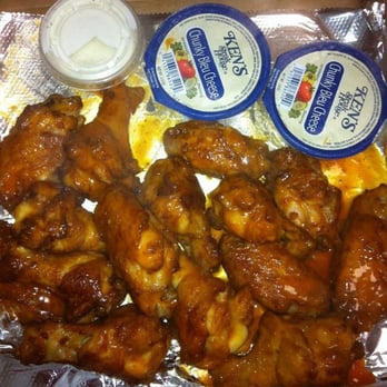 Shakerz Pizza - Honey BBQ wings - Pizza Near Me - Walnut, Mississippi