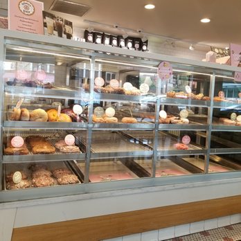 Stan's Donuts & Coffee - Donut display kinda lacking today - Donuts Near Me - Chicago, Illinois Stan's Donuts & Coffee - Donut display kinda lacking today - Donuts Near Me - Chicago, Illinois
