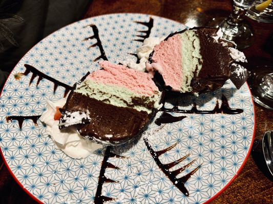 Mamma Lena Trattoria Napoletana by null