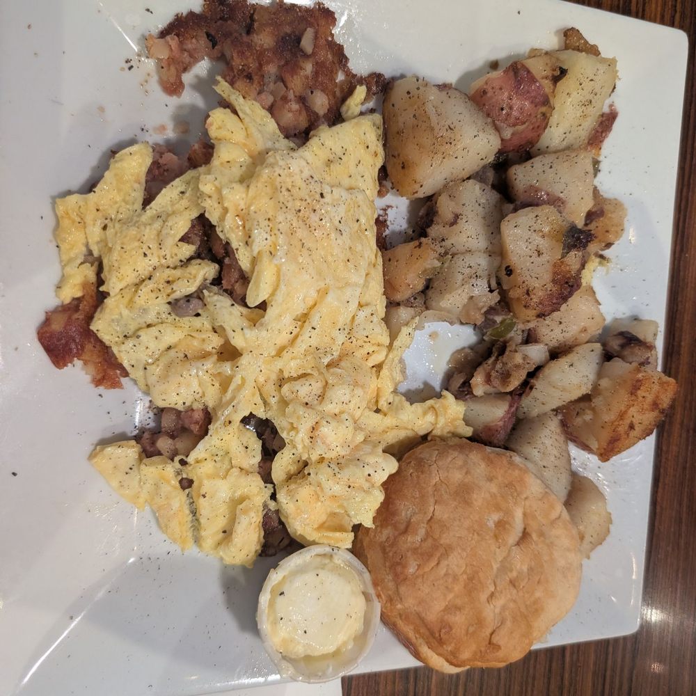 The Diner at Webb Gin - Corned Beef Hash - Diners Near Me - Snellville, Georgia
