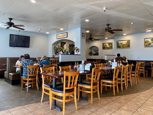 Saigon Bistro by null