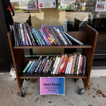 BIRDHOUSE BOOKS AND GIFTS - Updated May 2026 - 58 Photos & 12 Reviews ...