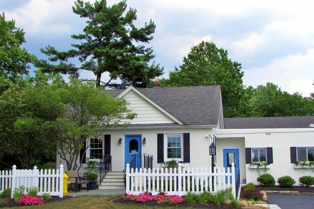 HUDSON VETERINARY HOSPITAL Updated September 2024 5939 Darrow Rd, Hudson, Ohio