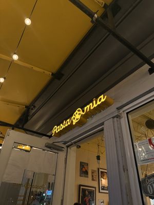 Pasta Mia by null