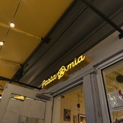 Pastamia - Outside restaurant