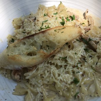 Geyserville Grille - Citrus garlic pasta with grilled chicken - American Near Me - Geyserville, California