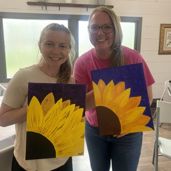 Pushing Up Daisies - Arts & Crafts Near Me - Clarion, Iowa