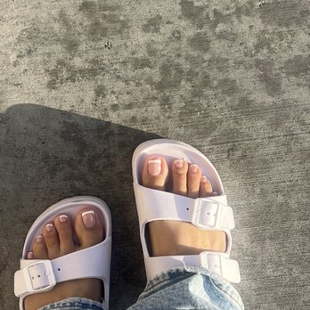 Union Nails - French gel pedicure! It's been so long since I've had French tip and I love it. Brings me back - Nail Salons Near Me - San Francisco, California