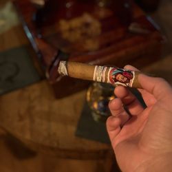 Alchemy Lounge & Cigar - La Dominicana